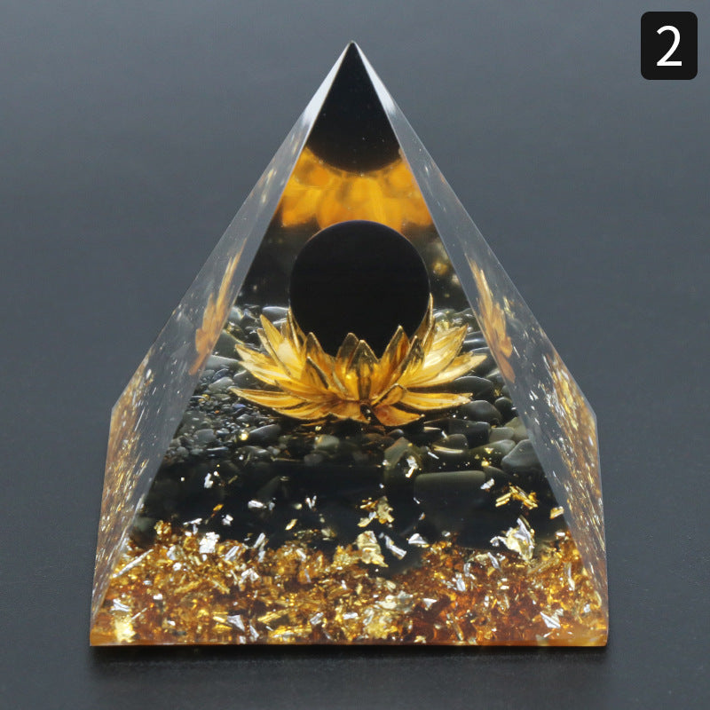 6CM Natural Crystal Ball Pyramid Ornament